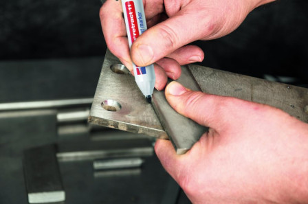 Marqueur permanent 11 noir 